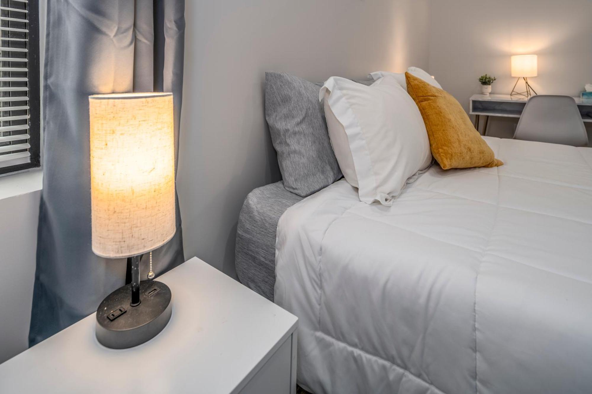 Prime Otr, 3 Lux Queen Beds, Two 55In Tvs, Steps To Tql, Findlay Market, Light Rail, Fast Wifi Cincinnati Ngoại thất bức ảnh
