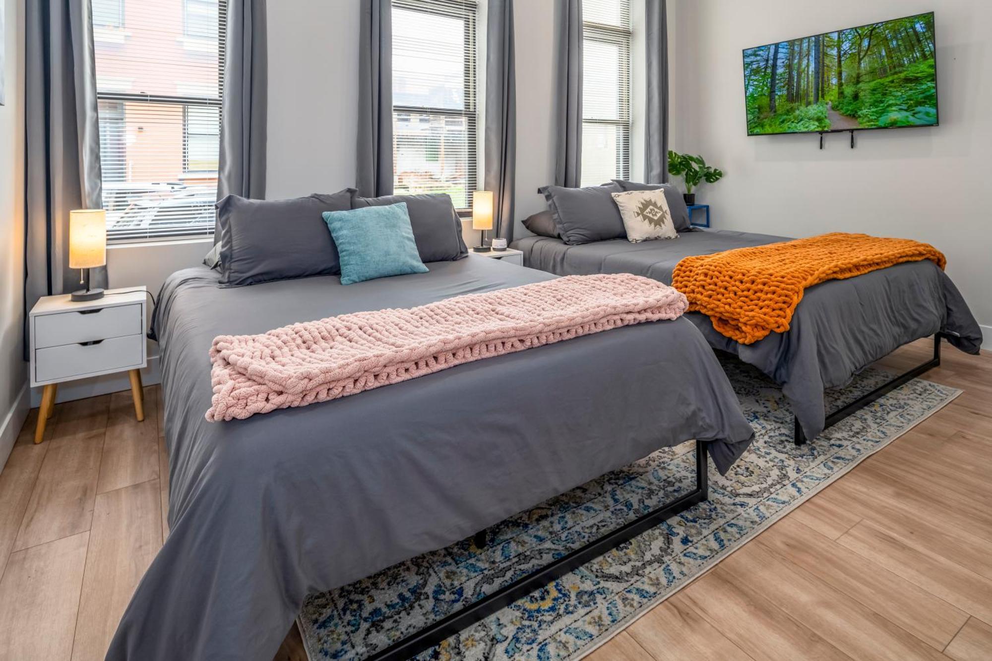 Prime Otr, 3 Lux Queen Beds, Two 55In Tvs, Steps To Tql, Findlay Market, Light Rail, Fast Wifi Cincinnati Ngoại thất bức ảnh