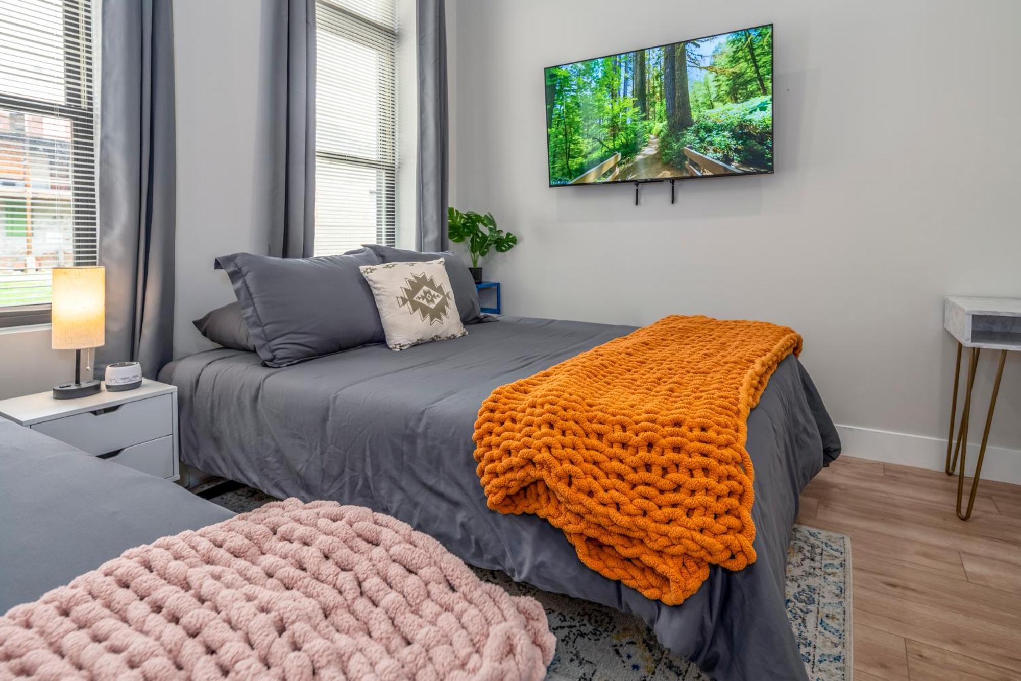 Prime Otr, 3 Lux Queen Beds, Two 55In Tvs, Steps To Tql, Findlay Market, Light Rail, Fast Wifi Cincinnati Ngoại thất bức ảnh